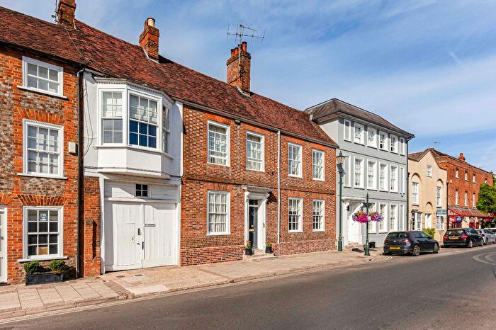 3 Bedroom Terraced House For Sale In New Street, Henley-On-Thames, Oxfordshire, RG9