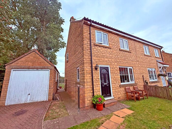 3 Bedroom Semi-Detached House For Sale In The Orchard, Snainton, Scarborough, YO13