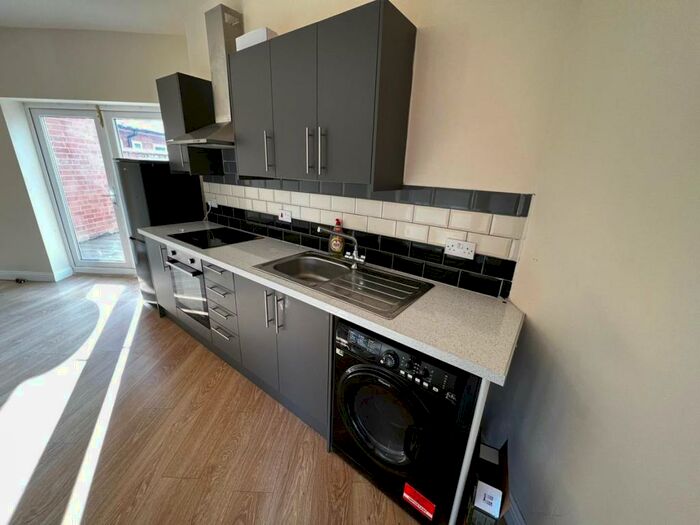 1 Bedroom Flat To Rent In Manton House, Goring Road, Coventry, CV2