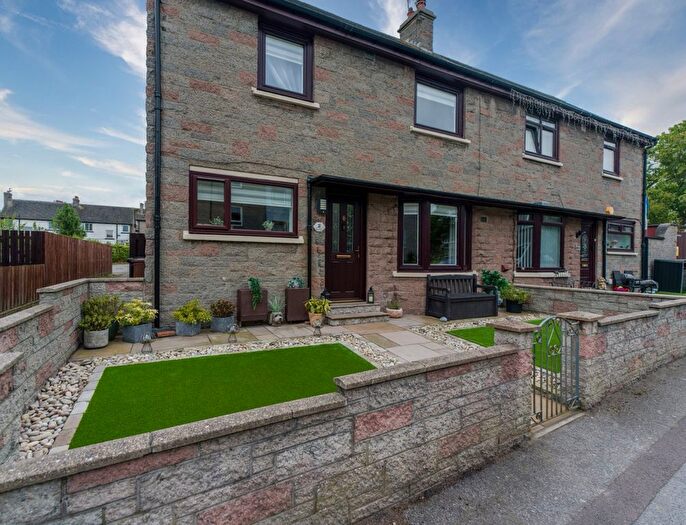 3 Bedroom Semi Detached House For Sale In Gardner Road, Aberdeen, AB12