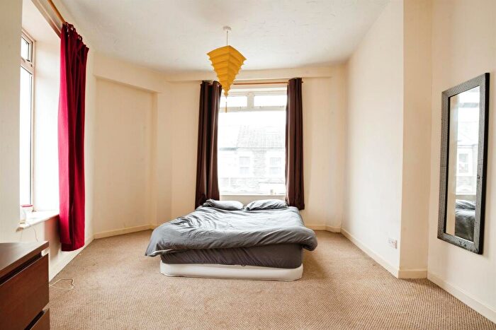 2 Bedroom End Of Terrace House For Sale In Craddock Street, Cardiff, CF11