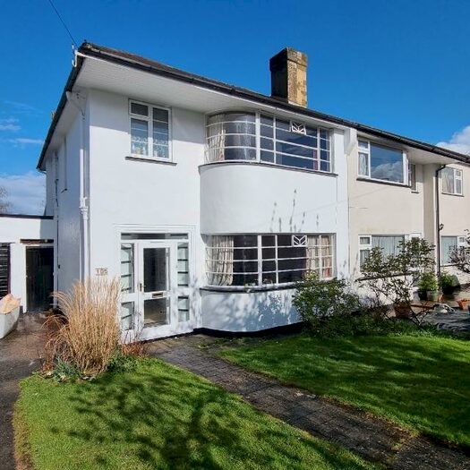 3 Bedroom Semi-Detached House To Rent In Eden Way, Beckenham, BR3