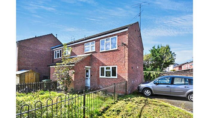 3 Bedroom End Of Terrace House For Sale In Cheaton Close, Leominster, Herefordshire, HR6