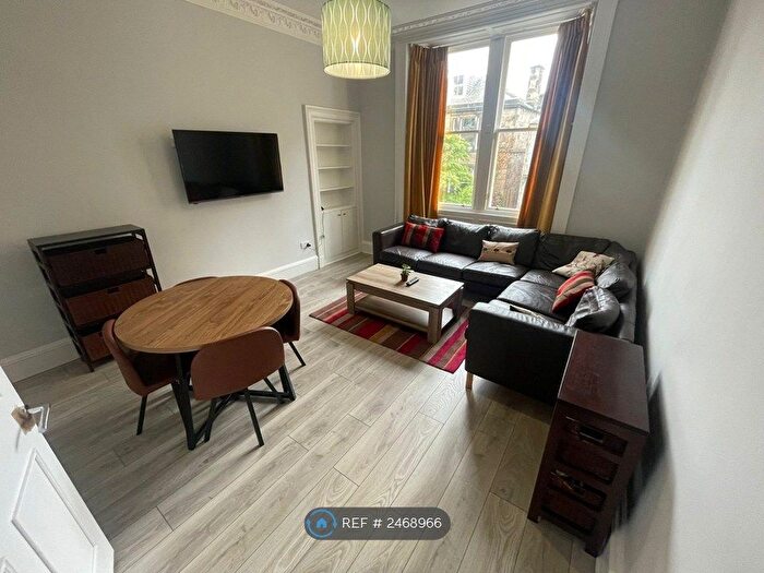 3 Bedroom Flat To Rent In Grange Loan, Edinburgh, EH9