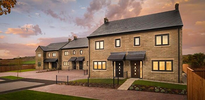 3 Bedroom Semi-Detached House For Sale In Thornton Hills Halifax Road, Denholme, Bradford, BD13