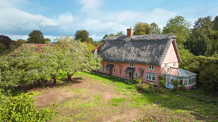 4 Bedroom Detached House For Sale In Moulton, Suffolk, CB8