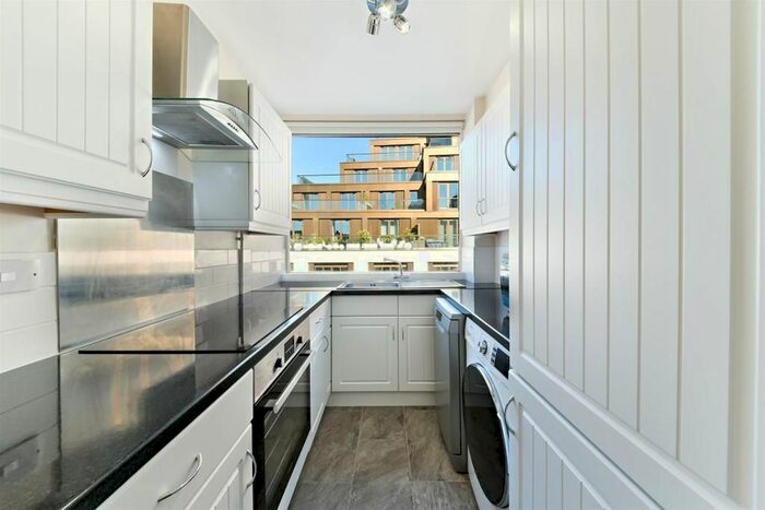 1 Bedroom Flat To Rent In Clarges Street, Mayfair, London, W1J