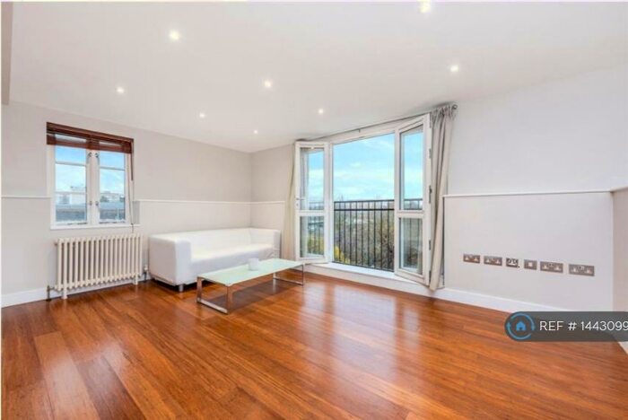 3 Bedroom Penthouse To Rent In Rambler Building, London, N1