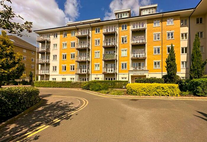 3 Bedroom Flat To Rent In Park Lodge Avenue, West Drayton, UB7