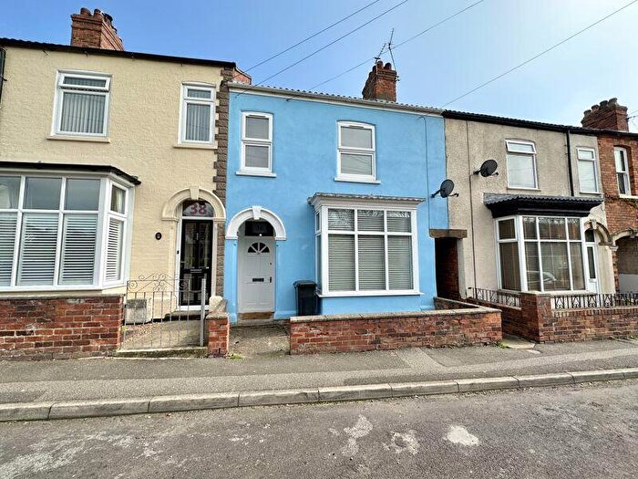 4 Bedroom Terraced House To Rent In Hawthorne Avenue, Louth, LN11
