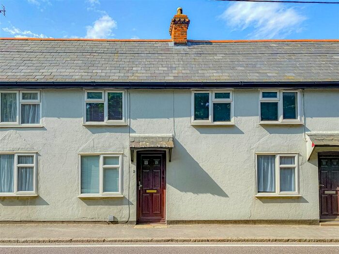 1 Bedroom Semi-Detached House For Sale In Burnham Road, Althorne, Chelmsford, CM3