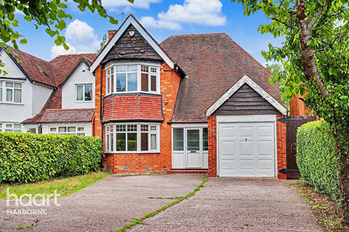4 Bedroom Detached House For Sale In Warwick Road, Solihull, B91