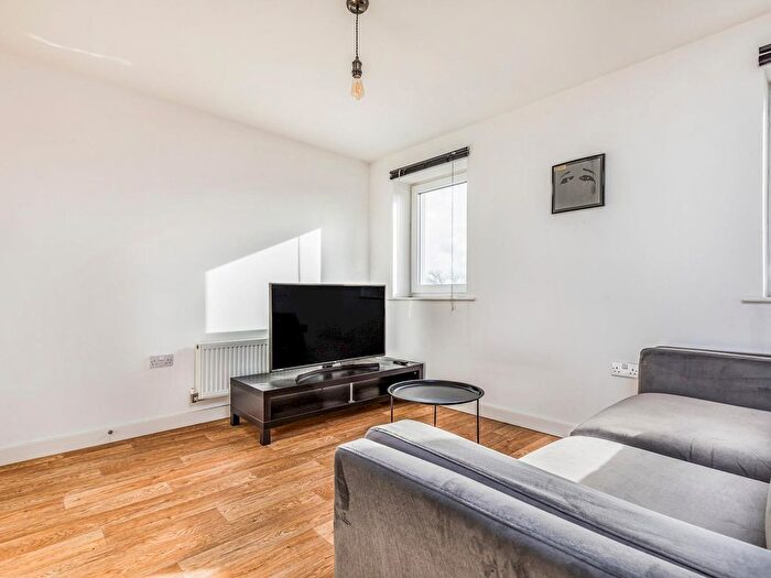 1 Bedroom Flat To Rent In Chichester, PO19