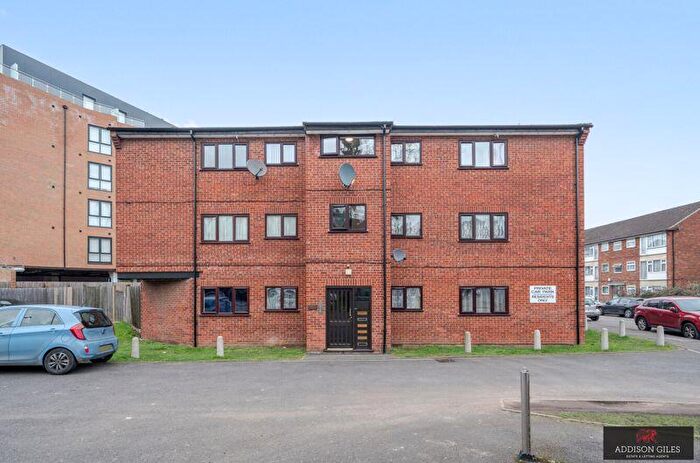 2 Bedroom Flat For Sale In Kingsmead House, Thirkleby Close, Slough, SL1