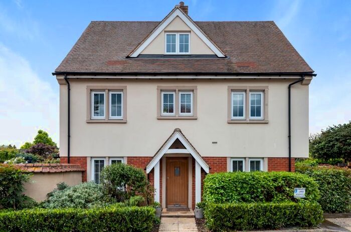 5 Bedroom Detached House To Rent In Spicers Yard, Haddenham, Aylesbury, HP17