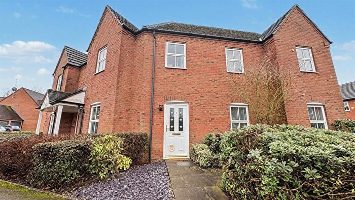 2 Bedroom Flat For Sale In Harlequin Drive, Moseley, Birmingham, B13