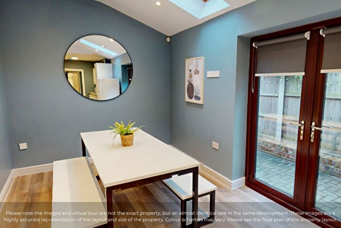 6 Bedroom House To Rent In Midland Avenue, NG7