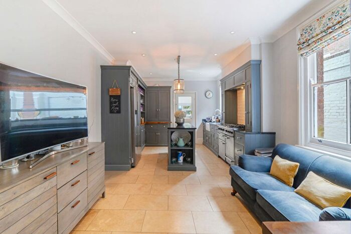 5 Bedroom Semi-detached House For Sale In Quarry Hill Road, Tonbridge, TN9