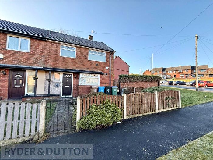 3 Bedroom Semi-Detached House To Rent In Romsey Avenue, Middleton, Manchester, Greater Manchester, M24