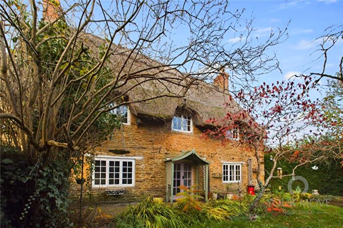 4 Bedroom Detached House To Rent In Orchard Hill, Little Billing, Northampton, NN3