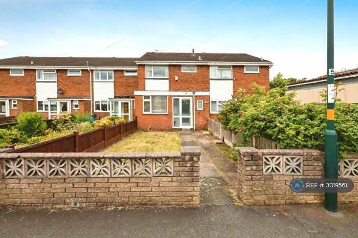 3 Bedroom Terraced House To Rent In The Drive, Erdington, Birmingham, B23