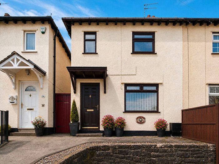 2 Bedroom Semi-detached House For Sale In The Cliff, Tansley, DE4