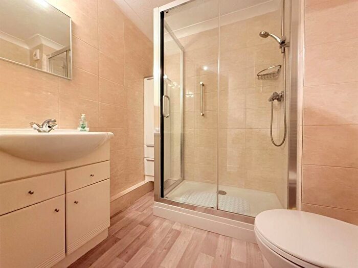 1 Bedroom Flat To Rent In Glenmoor Road, West Parley, Ferndown, BH22