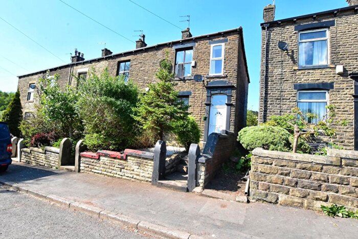 2 Bedroom End Of Terrace House For Sale In Huddersfield Road, Newhey, Rochdale, Greater Manchester, OL16