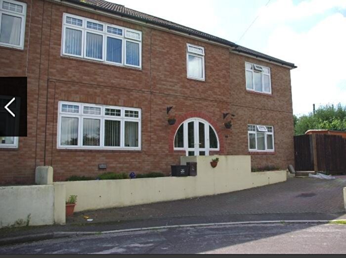 5 Bedroom Semi-Detached House For Sale In Alfred Crescent, Shepton Mallet, Somerset, BA4