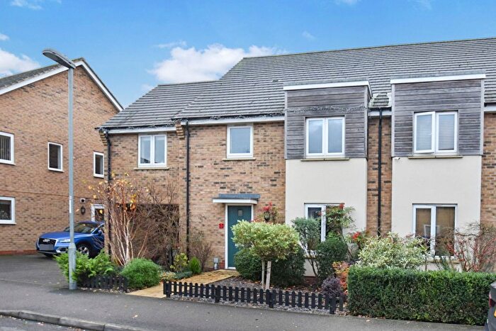 4 Bedroom Semi Detached House For Sale In Knights Way, St. Ives, PE27