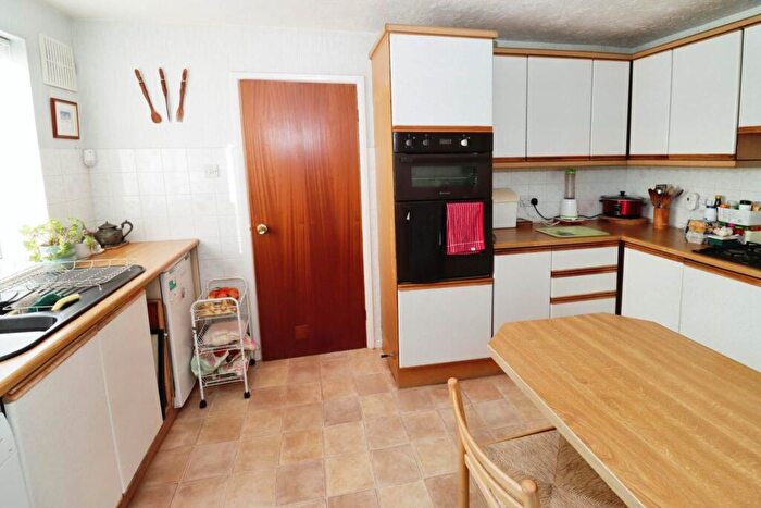 2 Bedroom Detached Bungalow For Sale In Brookhurst Road, Bromborough, CH63