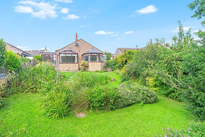 2 Bedroom Bungalow For Sale In Moor Park Drive, Addingham, Ilkley, LS29
