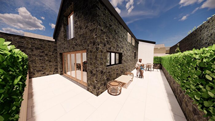 2 Bedroom Apartment For Sale In The Market Place, High Street, Cowbridge, Vale Of Glamorgan, CF71