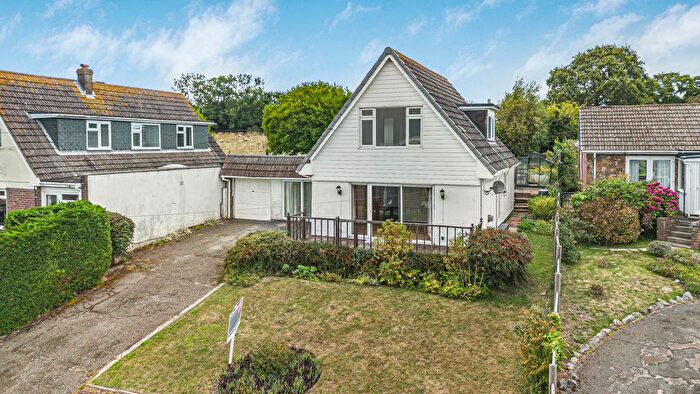 3 Bedroom Detached House For Sale In Higher Holcombe Drive, Teignmouth, TQ14