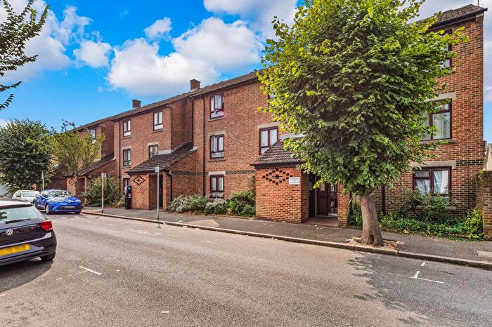 1 Bedroom Flat To Rent In Westbury Road, Croydon, CR0