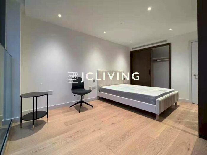 Studio To Rent In Landmark Pinnacle, Marsh Wall, E14