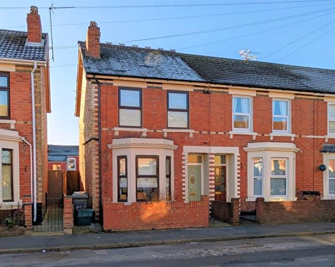 3 Bedroom End Terrace House For Sale In Lysons Avenue, Gloucester, GL1