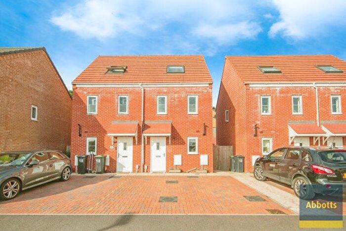 3 Bedroom Property To Rent In Chestnut Close, Ipswich, IP6