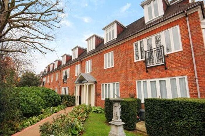 2 Bedroom Flat To Rent In Nursery Road Wimbledon, London, SW19