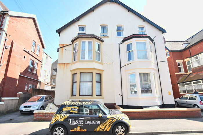 1 Bedroom Ground Flat To Rent In Osborne Road, Blackpool, FY4