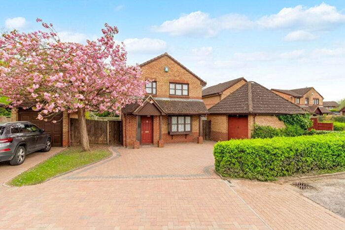4 Bedroom Detached House For Sale In Wetherby Gardens, Bletchley, MK3