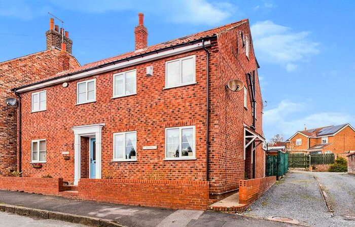 4 Bedroom Semi-Detached House For Sale In East Street, Kilham, Driffield, YO25