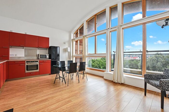 2 Bedroom Flat To Rent In Alamaro Lodge, Renaissance Walk, London, SE10