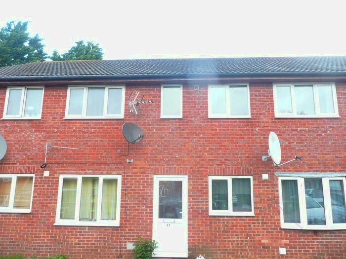 1 Bedroom Flat To Rent In Guillemot Lane, Wellingborough NN8