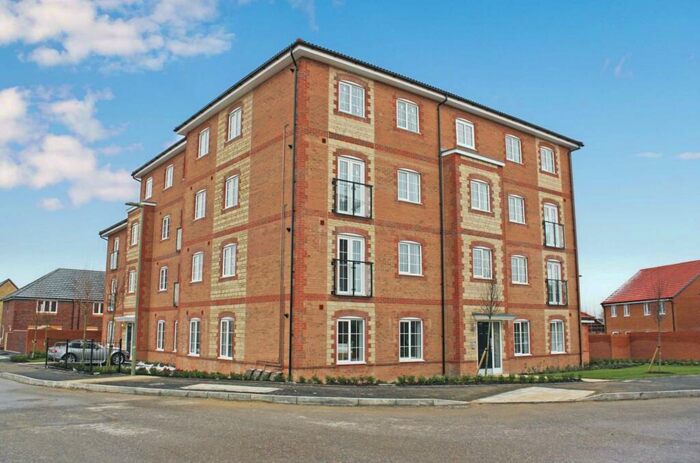 2 Bedroom Apartment To Rent In Clover Fields, Didcot, OX11