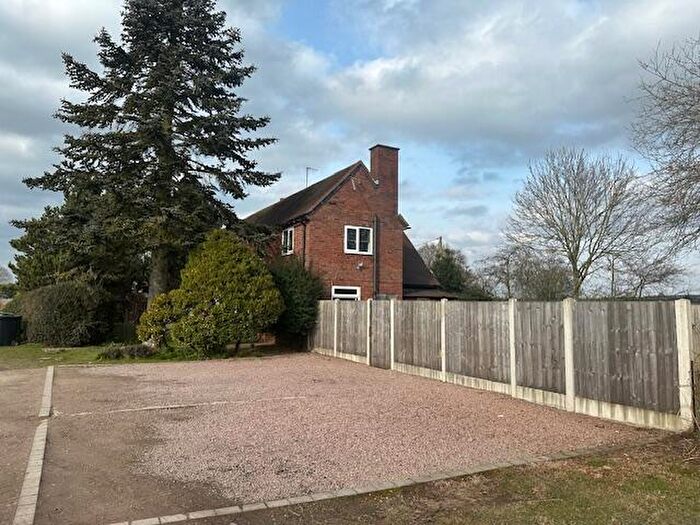 3 Bedroom Cottage To Rent In Birmingham Road, Kidderminster, DY10