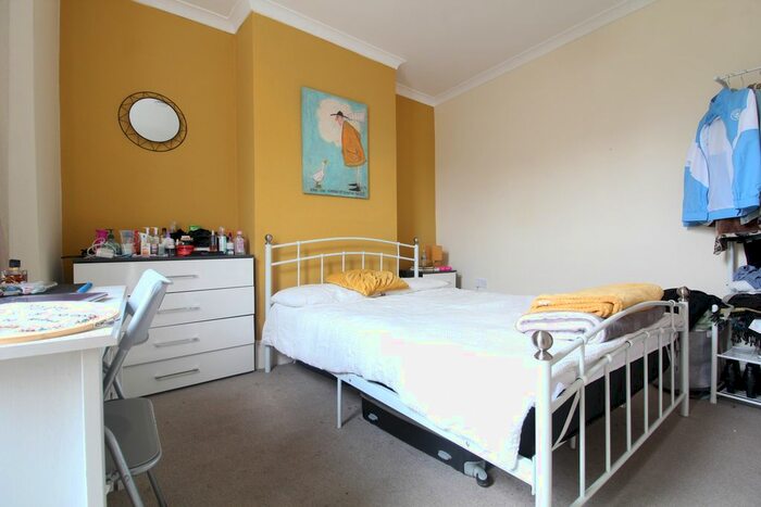 4 Bedroom Terraced House To Rent In Milner Road, Brighton, BN2