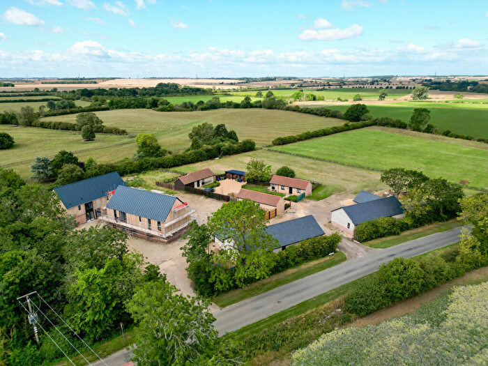 4 Bedroom Barn Conversion For Sale In Thorns Farm Barn, Hamerton Road, Alconbury Weston, PE28