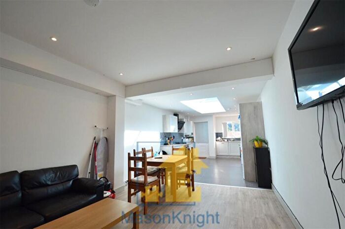 4 Bedroom Terraced House To Rent In Milner Road Selly Oak, B29