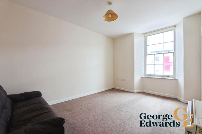 1 Bedroom Apartment To Rent In Hill Street, Haverfordwest, SA61